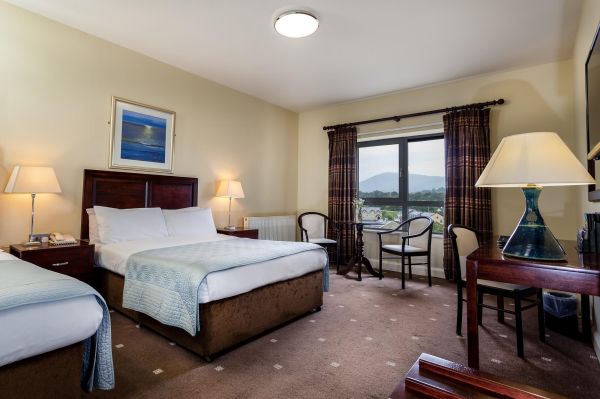 SUPERIOR ROOM JUNE 2015