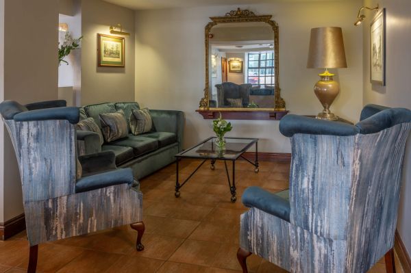 Lobby seating area mirror