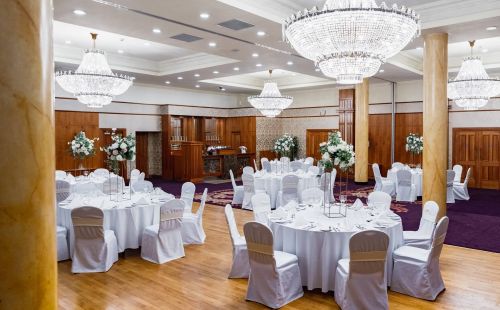 Weddings at Knightsbrook Hotel (4)