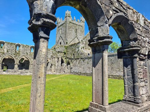 Jerpoint Abbey, Thomastown, Co Kilkenny_master