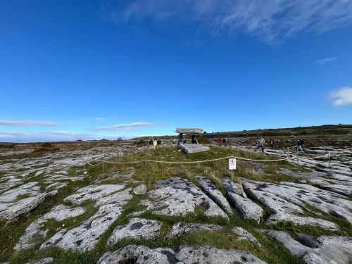 Poulnabrone Dolmen, The Burren, Co Clare_master