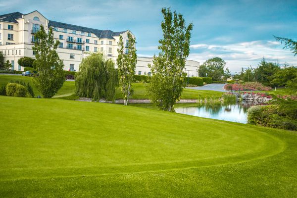 Knightsbrook Resort - Exterior